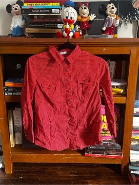 RED AND WHITE POLKA DOT BUTTON DOWN